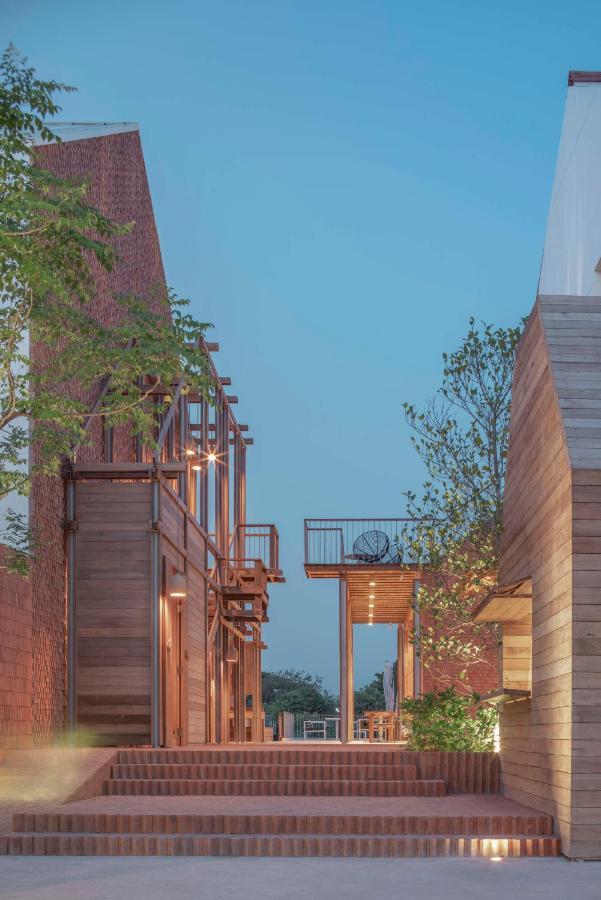 Baan Pomphet Hotel Phra Nakhon Si Ayutthaya Exterior photo